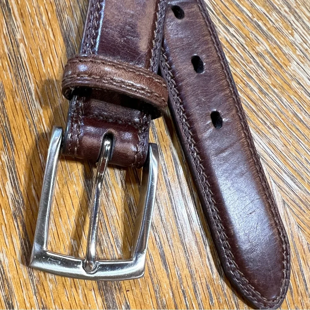 VINTAGE‎ leather belt Dockers saddle brown silver buckle hardware size 36 90s
